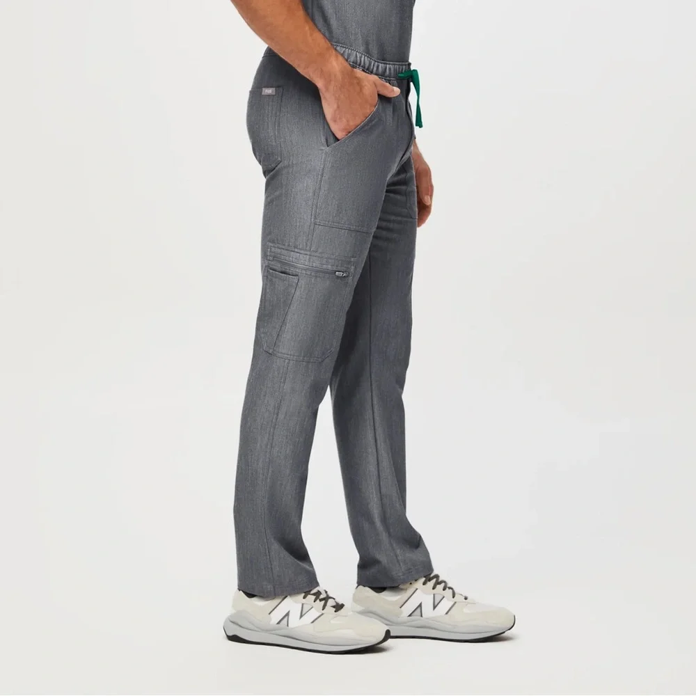Figs Men’s Cairo Cargo Scrub Pants In Graphite Size XL